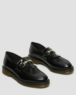 Adrian Snaffle Smooth-läderloafers med tofs in Svart