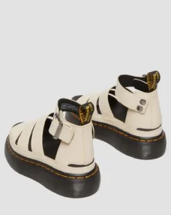 Clarissa II Pisa-läder plattformssandaler med remmar in Pergament Beige