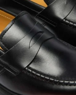Delapre Penny loafers in Svart