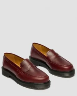 Delapre Penny loafers in Vinröd