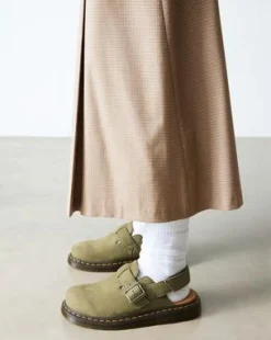 Jorge II mules i tumlat nubuckläder och bakre rem in Muted Olive