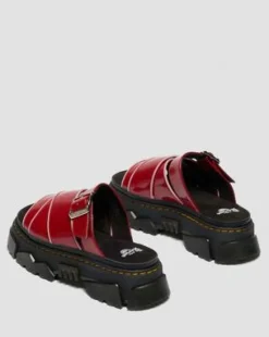 Mattison Slide-sandaler i Soft Patent-läder in Scharlakansröd