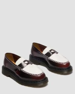 PENTON HEART-LOAFERS I TVÅFÄRGAT LÄDER MED RUB-OFF in Cherry Red & Vit